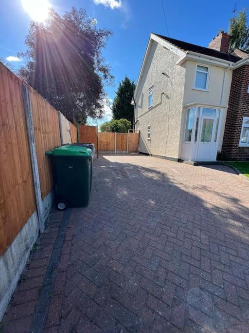 Gated Home Close To Birmingham City Centre Екстер'єр фото